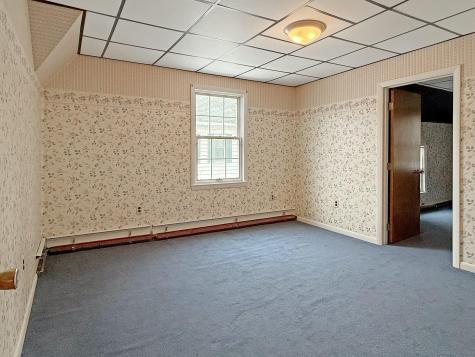 39 Washington Street Rumford ME 04276