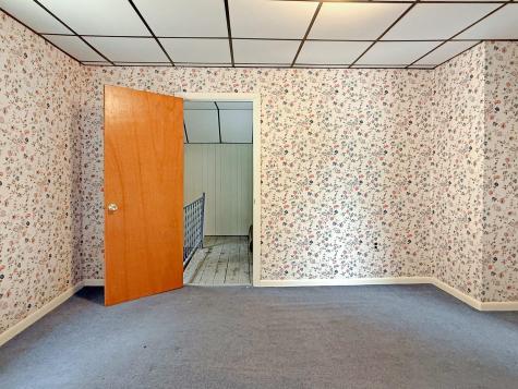 39 Washington Street Rumford ME 04276