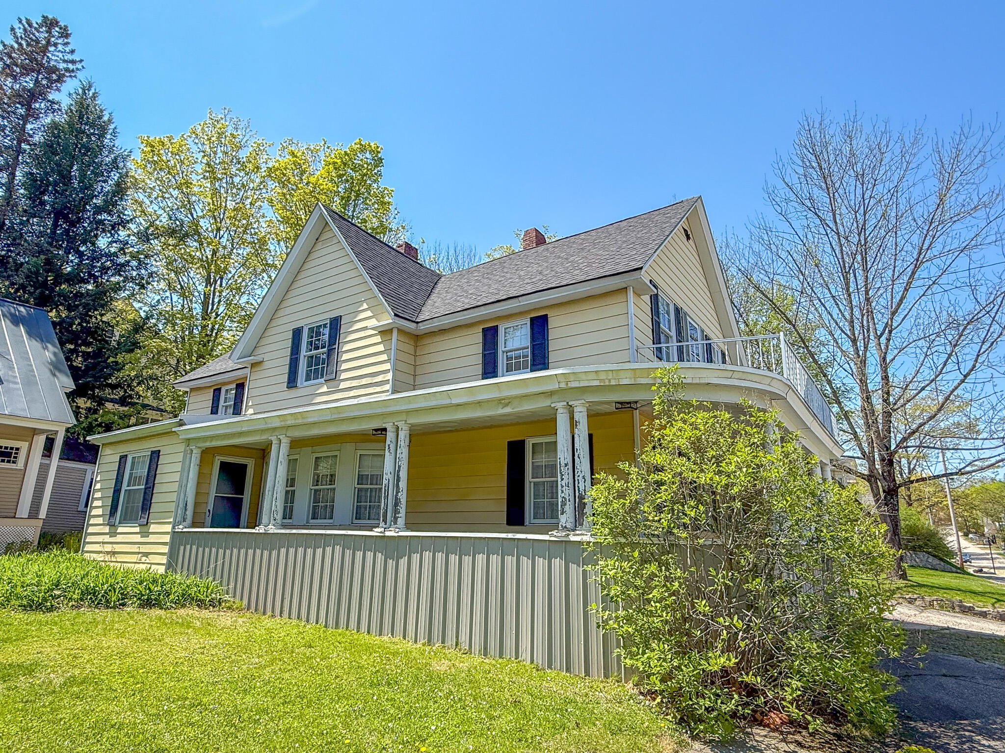 39 Washington Street Rumford ME 04276