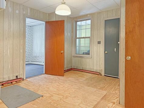 39 Washington Street Rumford ME 04276