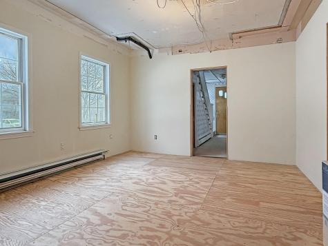 39 Washington Street Rumford ME 04276