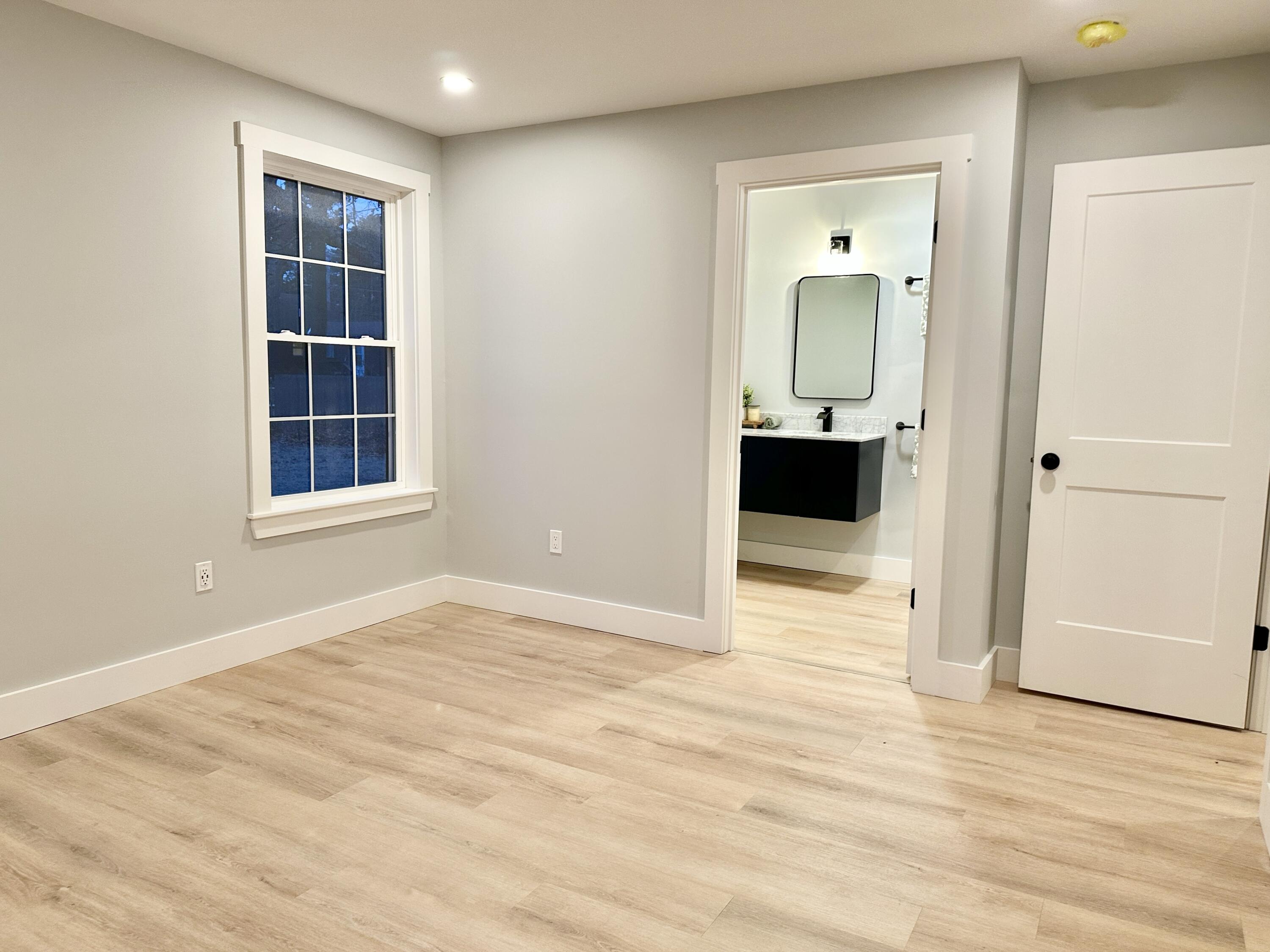 31 Hennessey Avenue Brunswick ME 04011