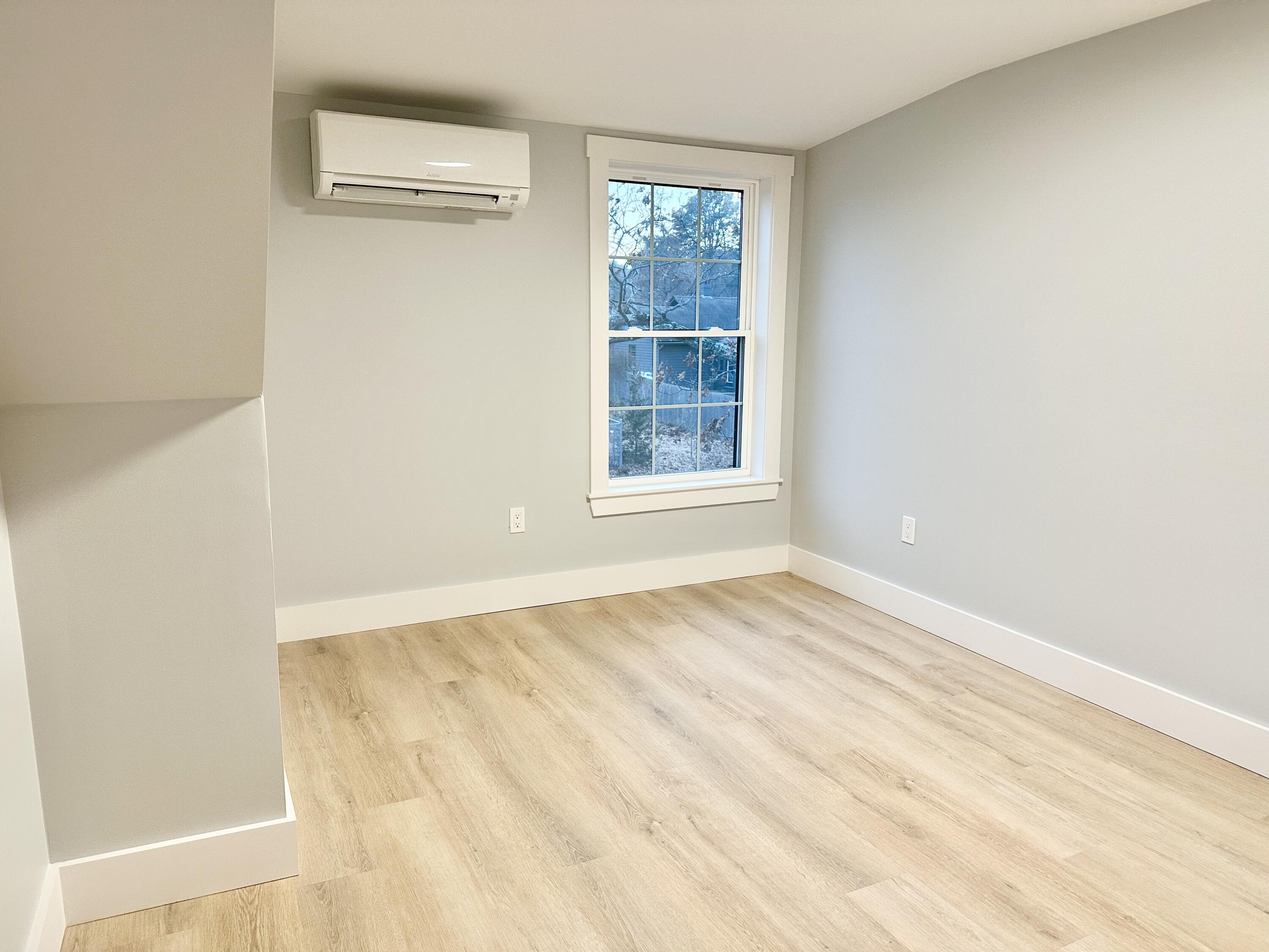 31 Hennessey Avenue Brunswick ME 04011