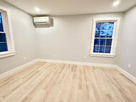 31 Hennessey Avenue Brunswick ME 04011