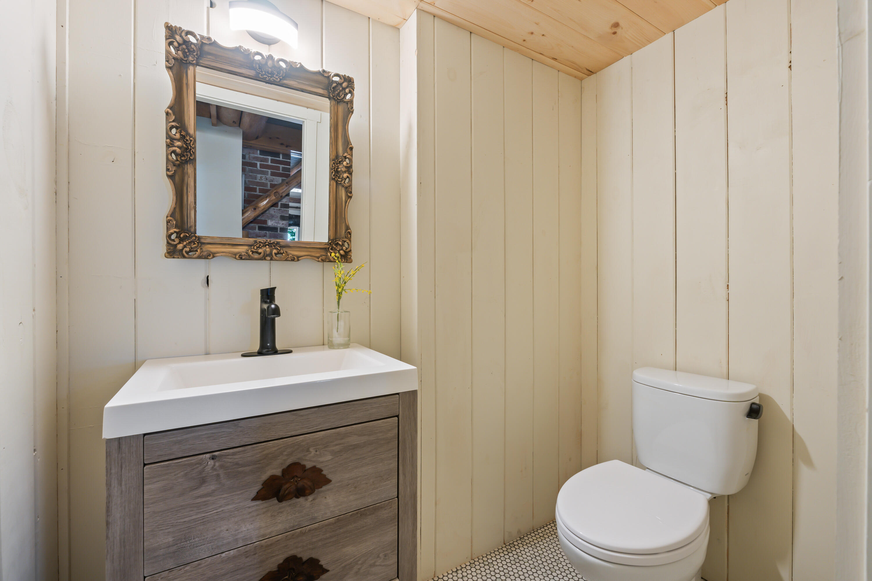 114 Fort Road Edgecomb ME 04556