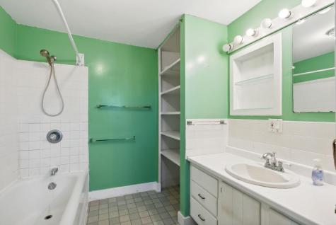 119 Mclellan Road Gorham ME 04038