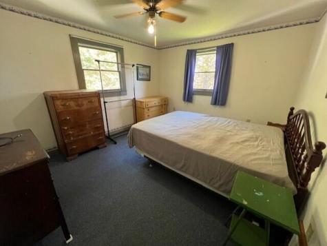 17 Stanley Lane Swans Island ME 04685