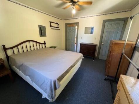 17 Stanley Lane Swans Island ME 04685