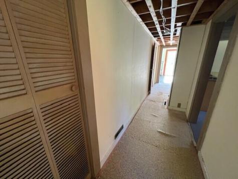 17 Stanley Lane Swans Island ME 04685