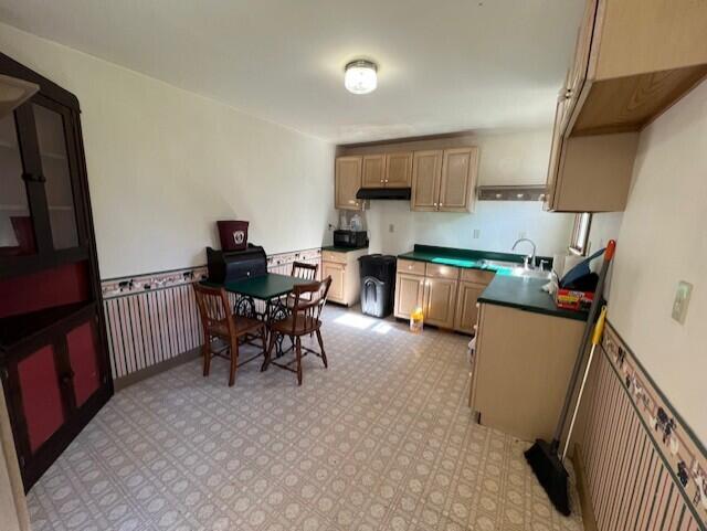 17 Stanley Lane Swans Island ME 04685