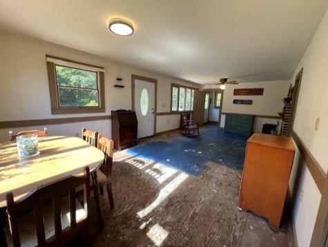 17 Stanley Lane Swans Island ME 04685