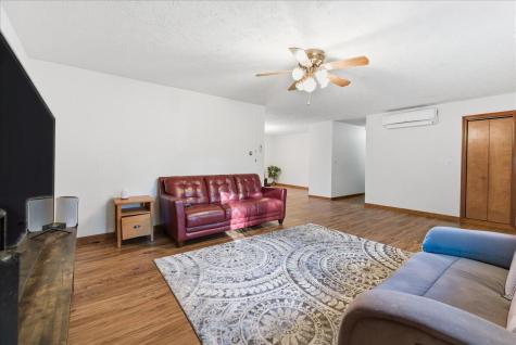 15 Gayton Road Lisbon ME 04250