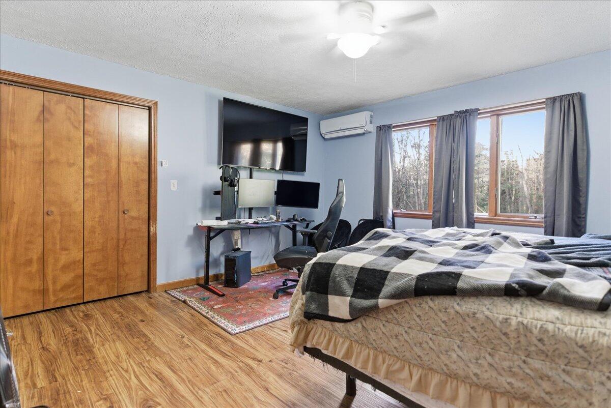 15 Gayton Road Lisbon ME 04250