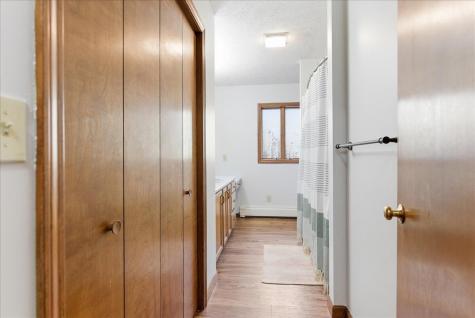 15 Gayton Road Lisbon ME 04250