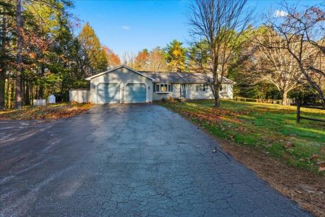 15 Gayton Road Lisbon ME 04250