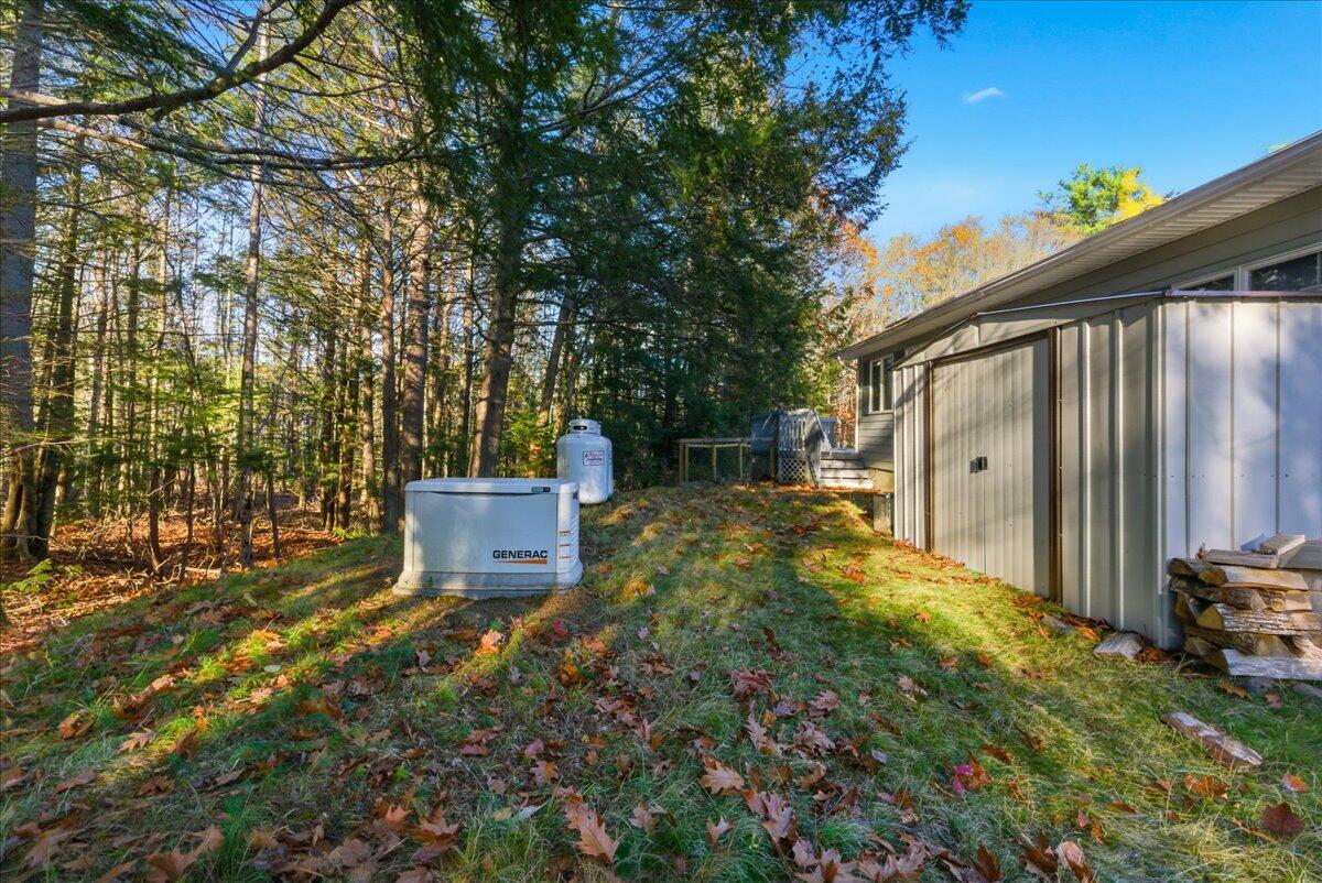 15 Gayton Road Lisbon ME 04250