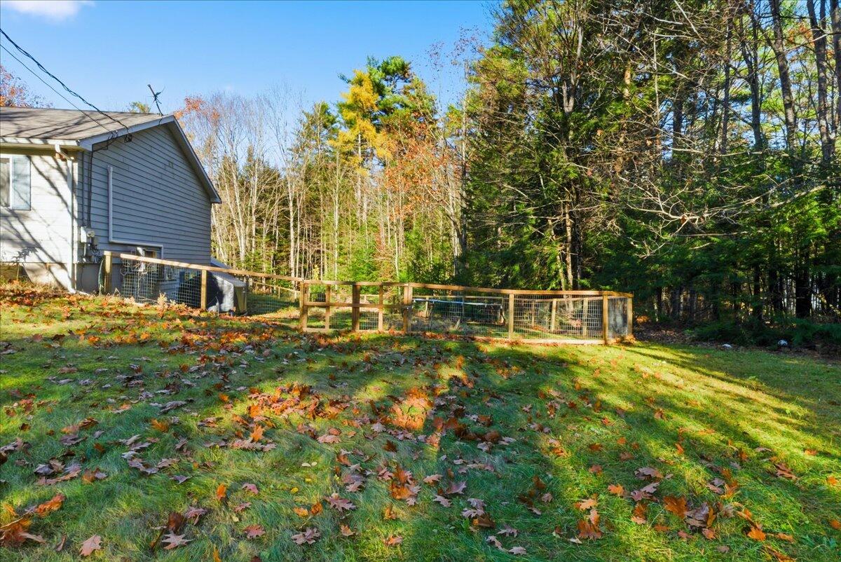 15 Gayton Road Lisbon ME 04250