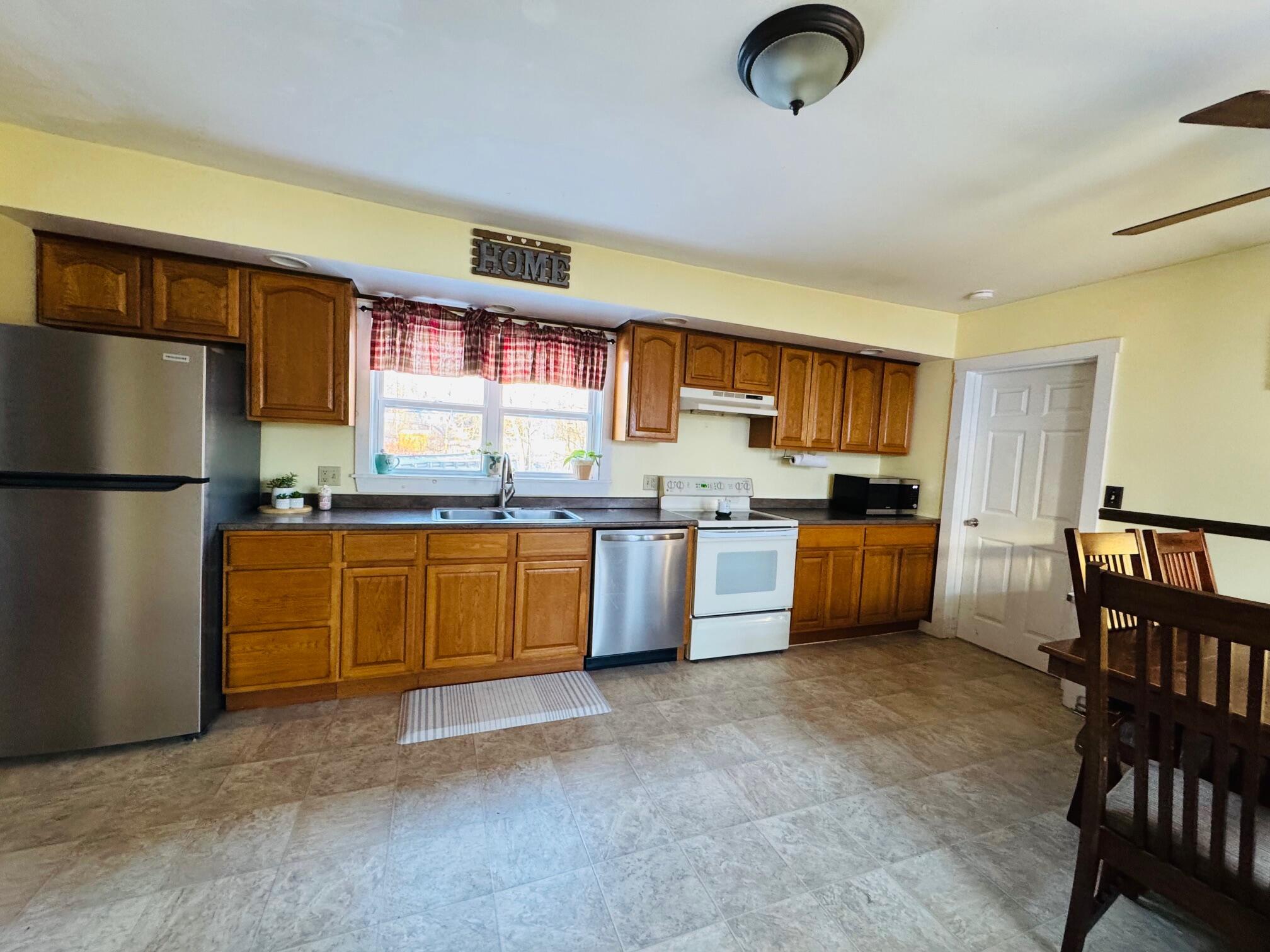 31 Gardner Street Patten ME 04765