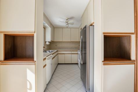 12 Malcolm Road York ME 03909