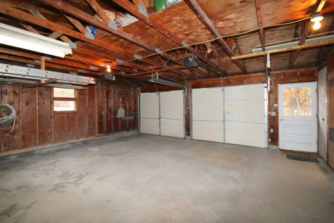 12 Malcolm Road York ME 03909