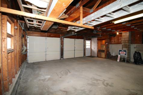 12 Malcolm Road York ME 03909