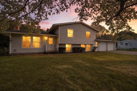 12 Malcolm Road York ME 03909