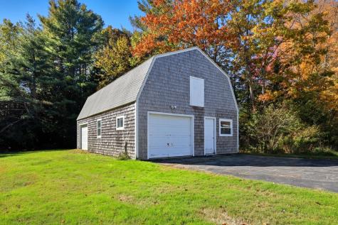 12 Malcolm Road York ME 03909