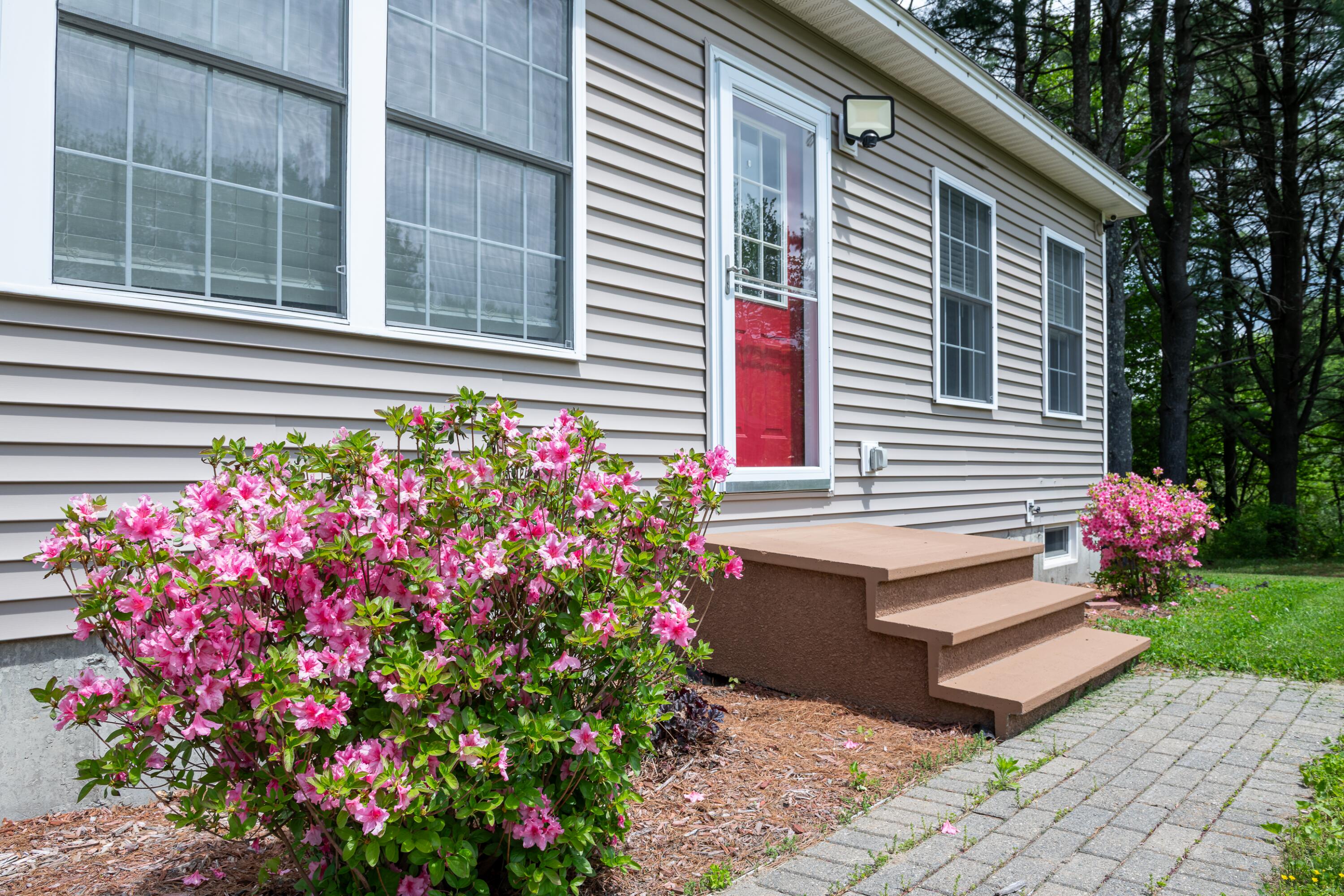 1 Rose Terrace Auburn ME 04210