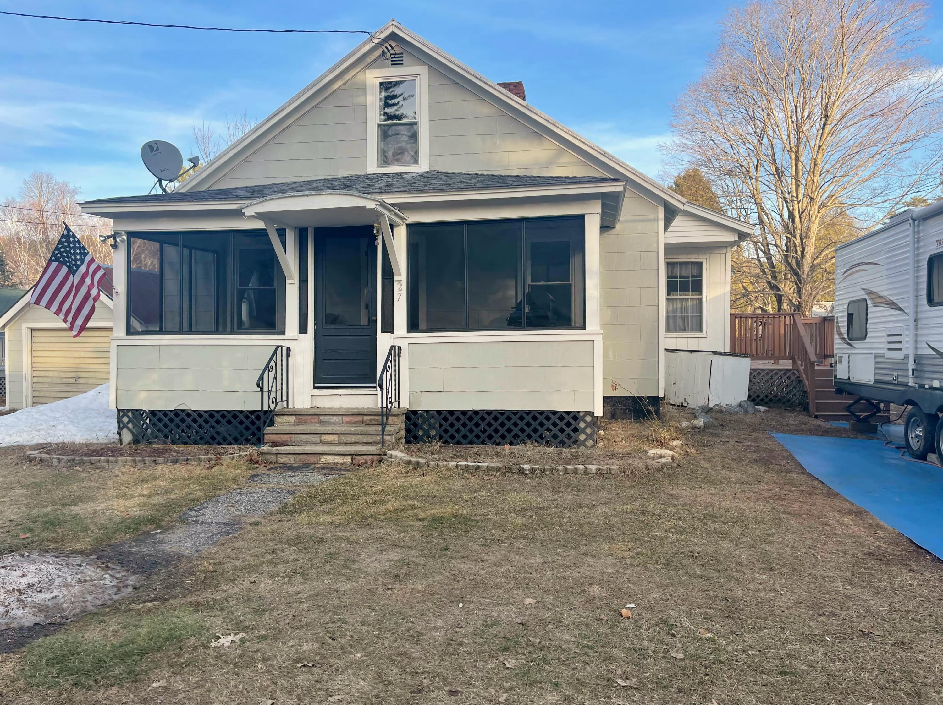 27 Brackett Street Dixfield ME 04224