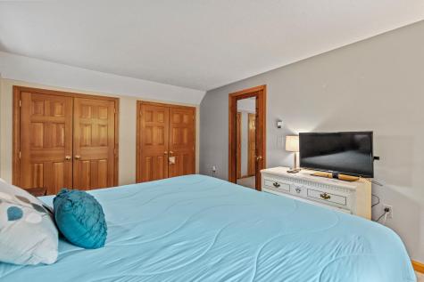 5 Crestwood Drive Westbrook ME 04092