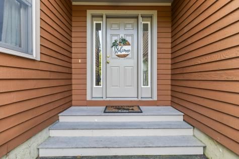 5 Crestwood Drive Westbrook ME 04092