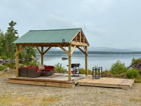 37 Rose Trail Burlington ME 04417