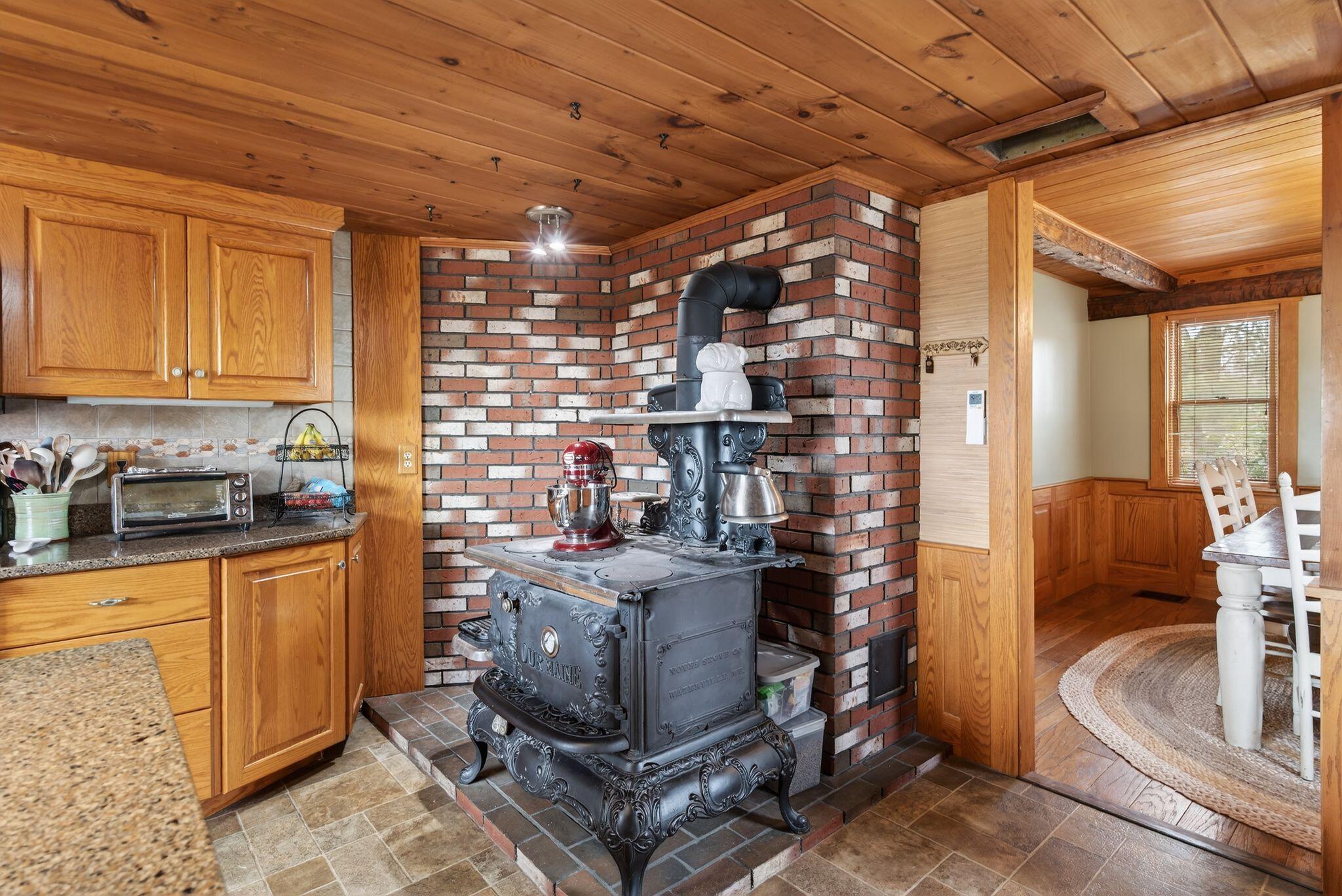 307 Route 41 Winthrop ME 04364