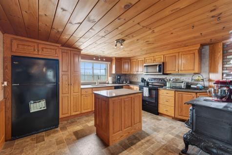 307 Route 41 Winthrop ME 04364