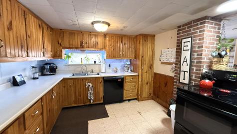 534 Blaine Avenue Abbot ME 04406