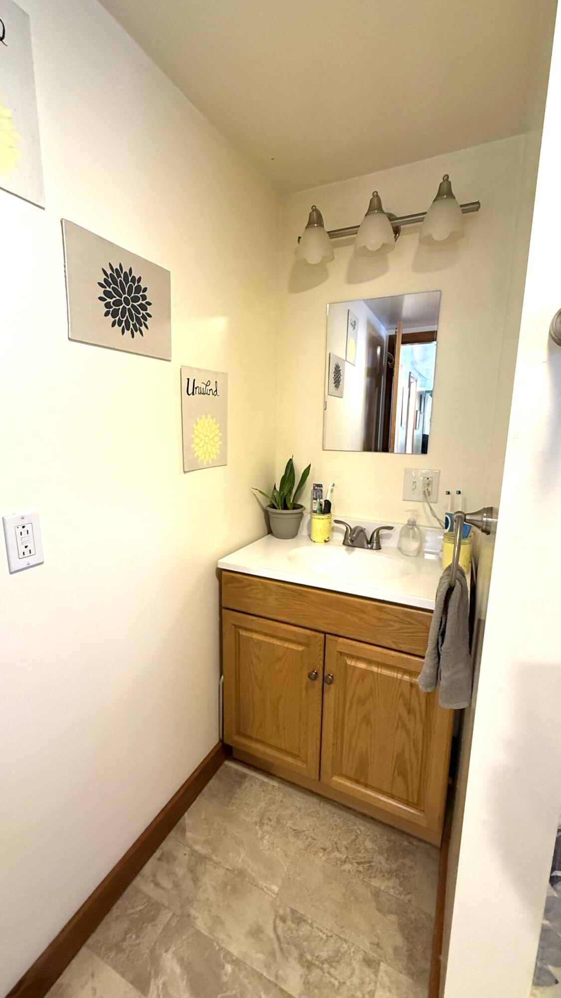 534 Blaine Avenue Abbot ME 04406