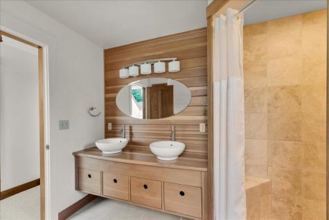 70 Ledgewood Lane Blue Hill ME 04614