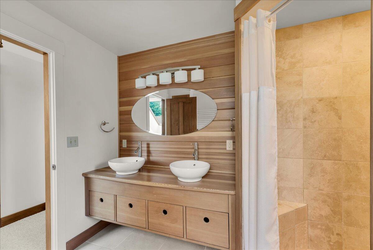 70 Ledgewood Lane Blue Hill ME 04614