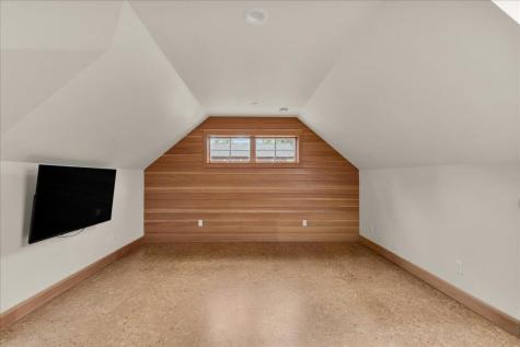 70 Ledgewood Lane Blue Hill ME 04614