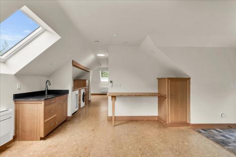 70 Ledgewood Lane Blue Hill ME 04614