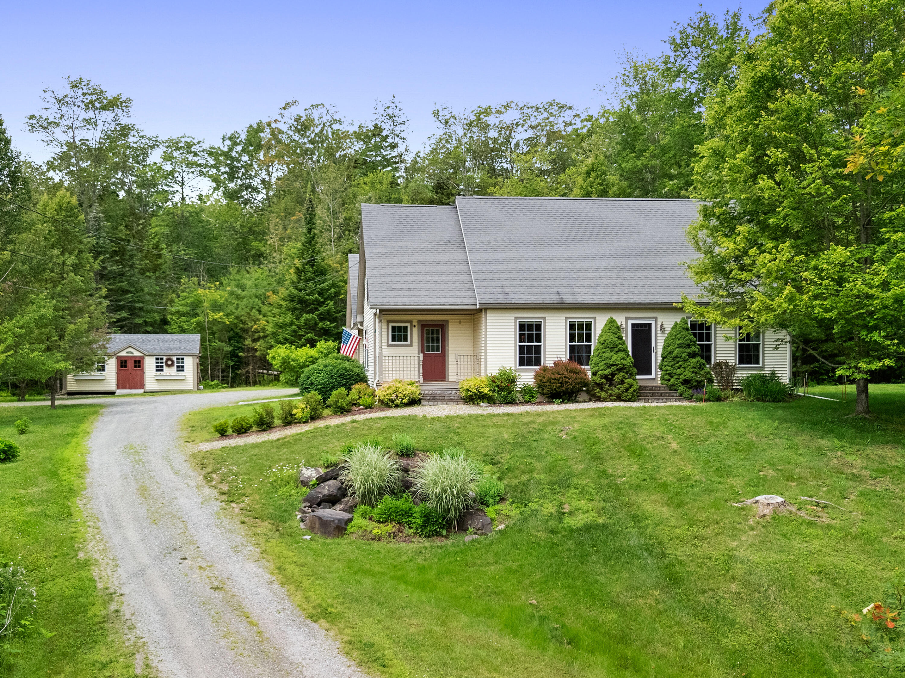32 Stoneridge Lane Bristol ME 04539