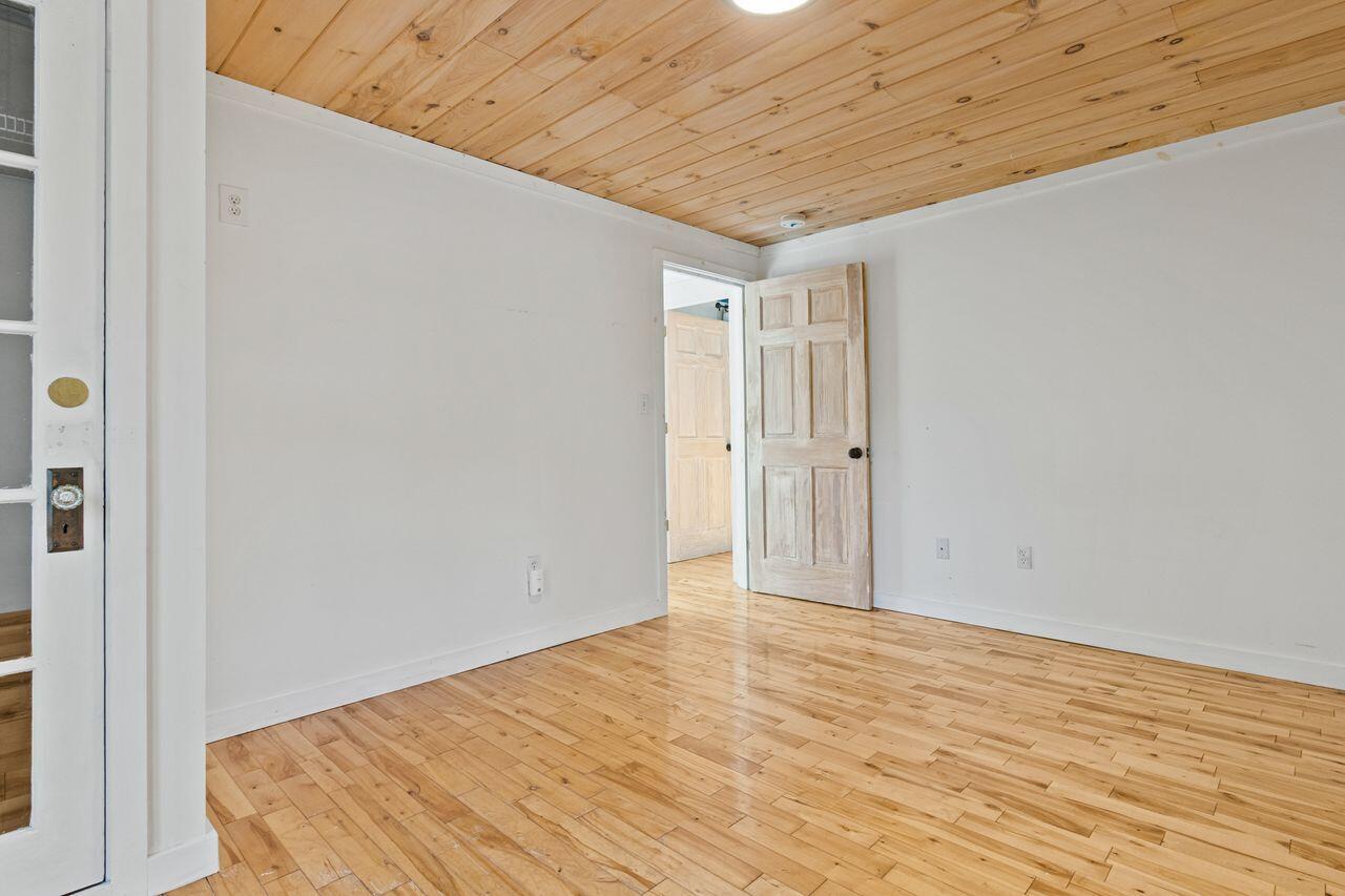 12 Lower Beach Road Saco ME 04072