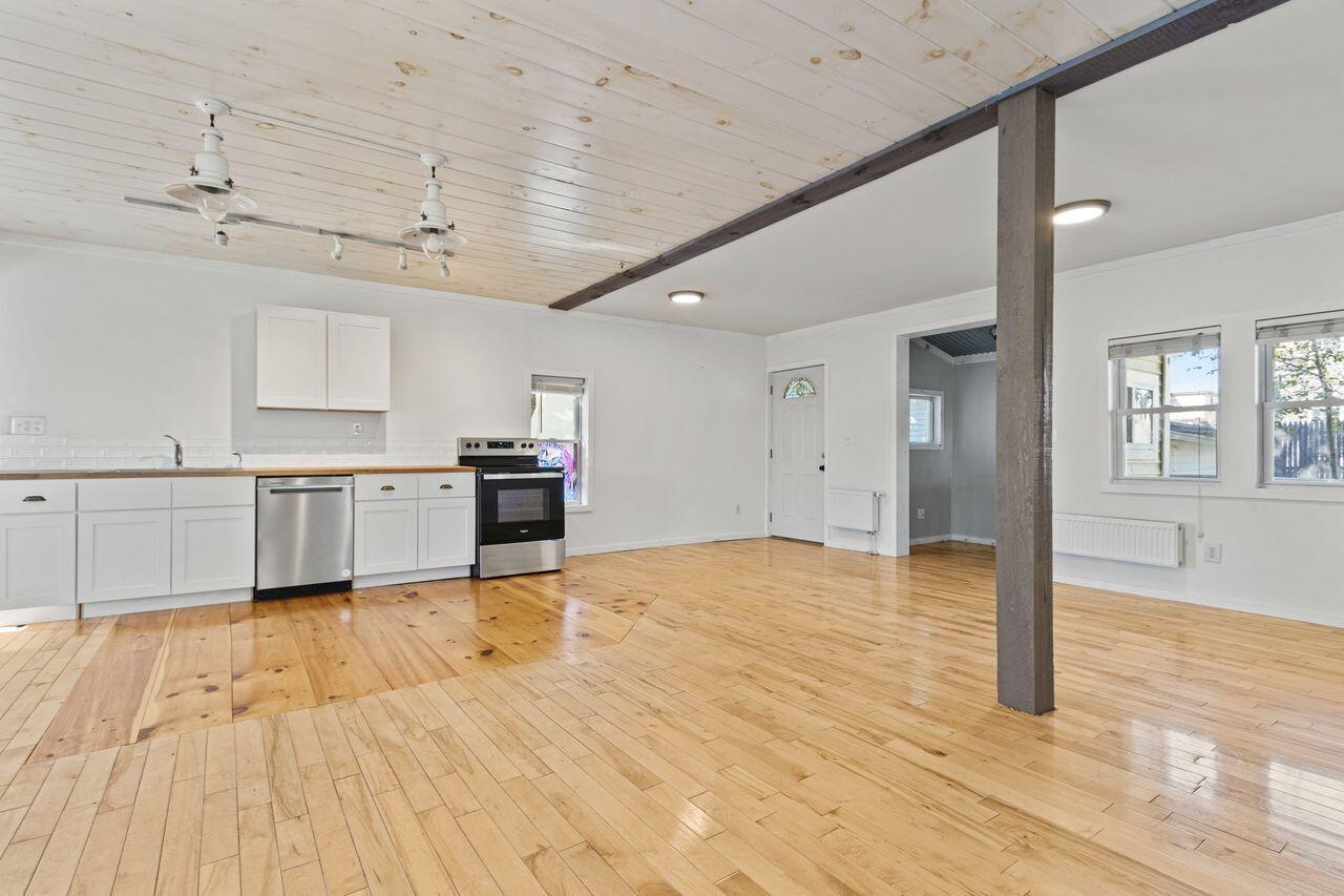 12 Lower Beach Road Saco ME 04072