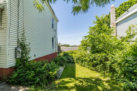 240 Valley Street Portland ME 04102