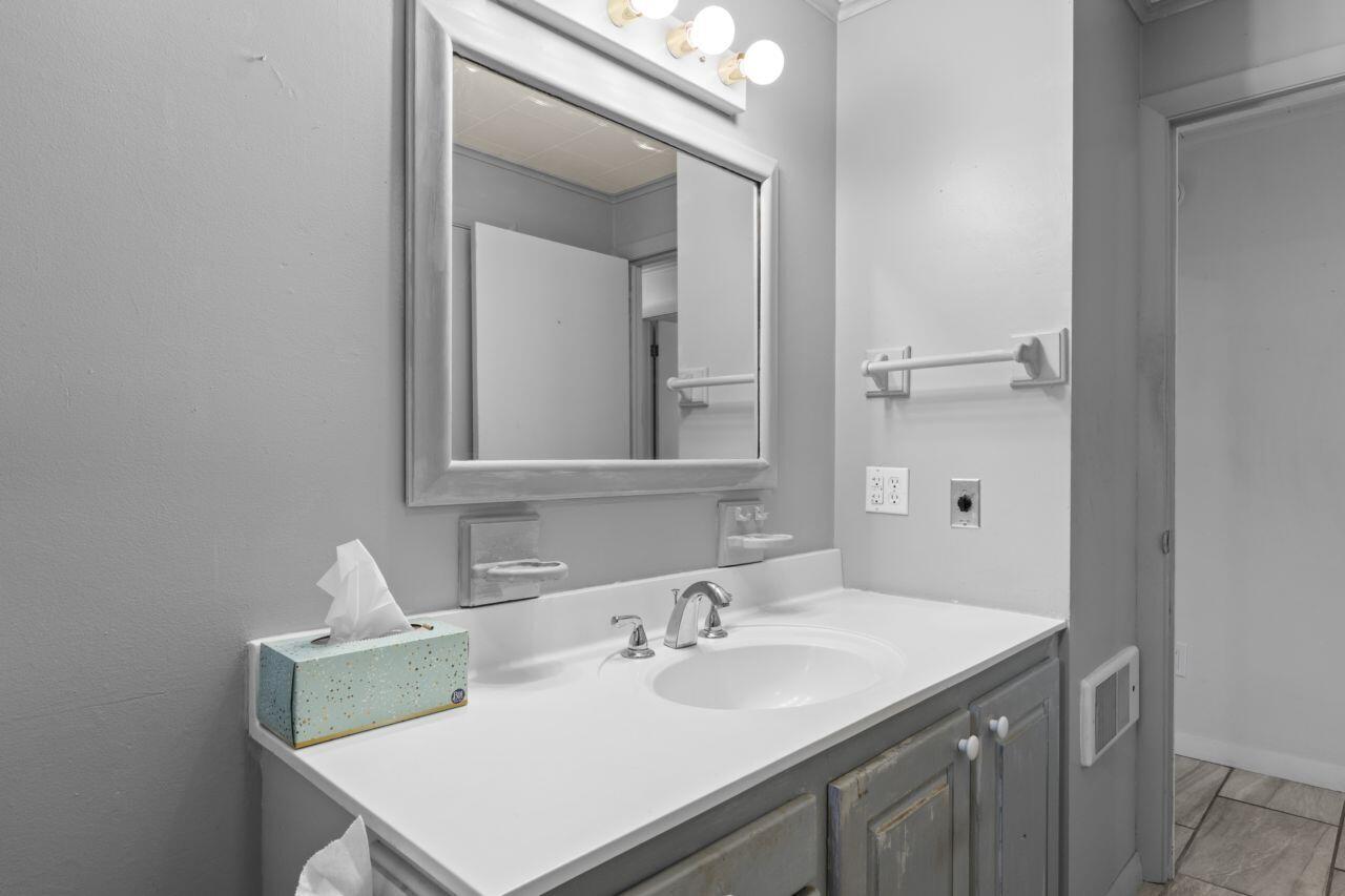 3 Douglas Street Lisbon ME 04252