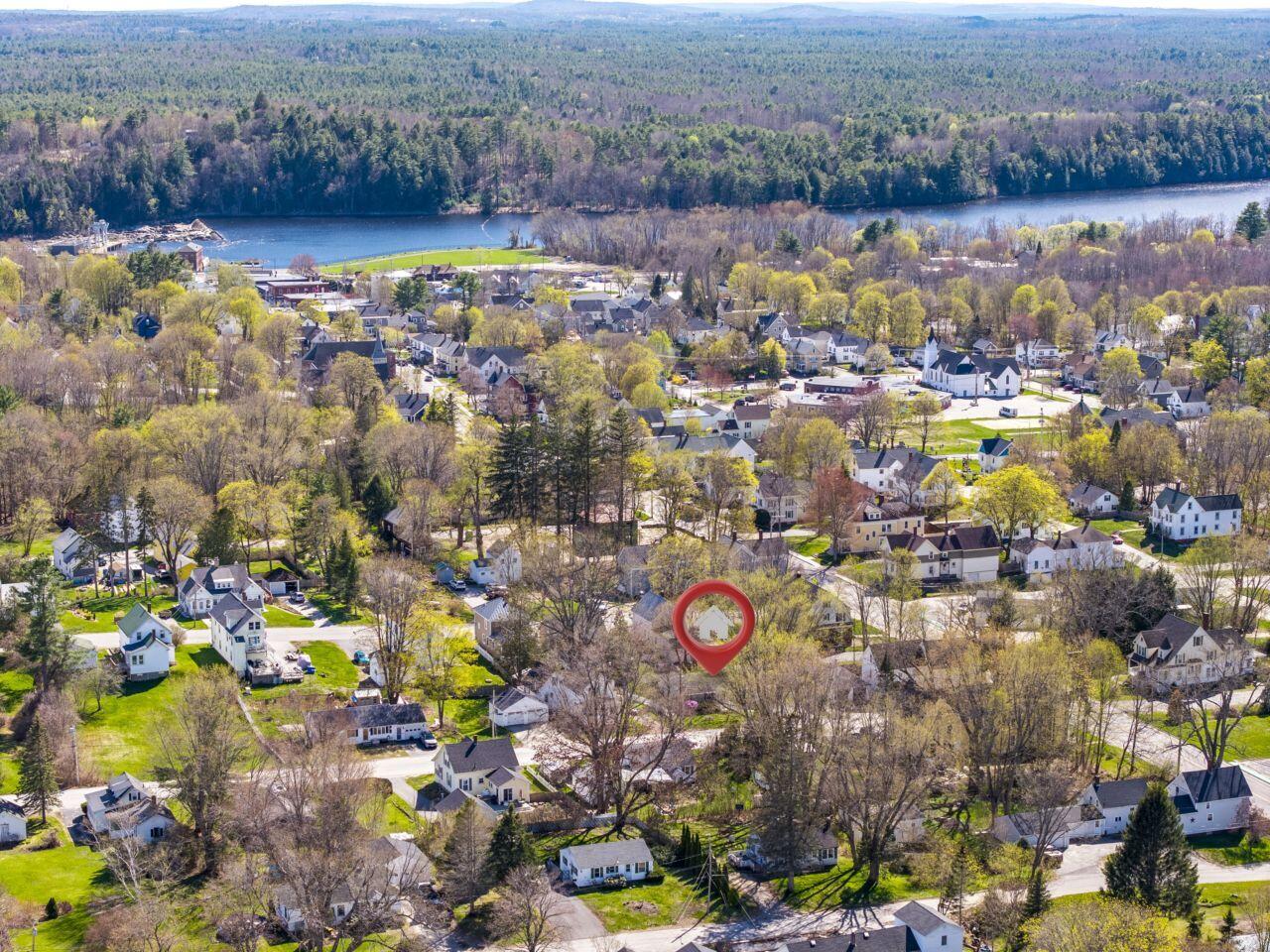 3 Douglas Street Lisbon ME 04252