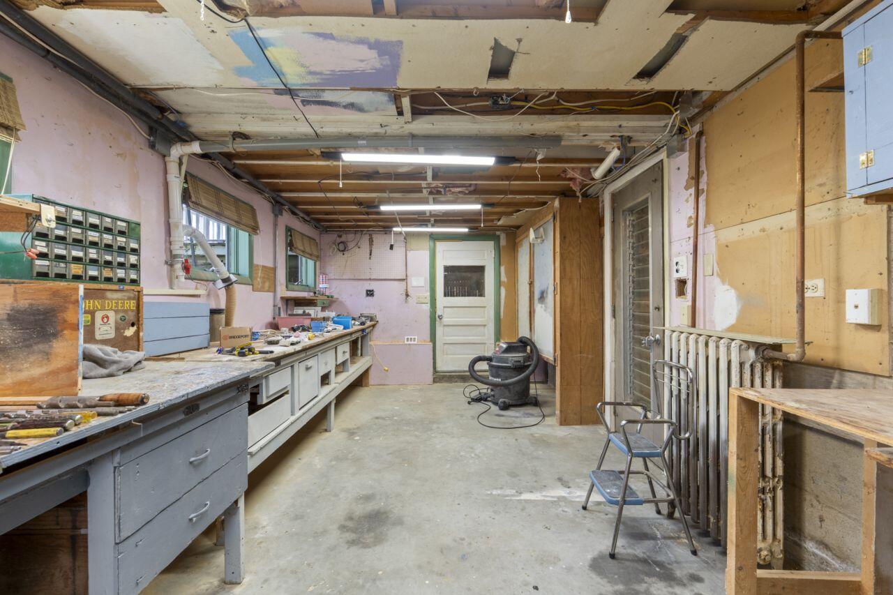 3 Douglas Street Lisbon ME 04252