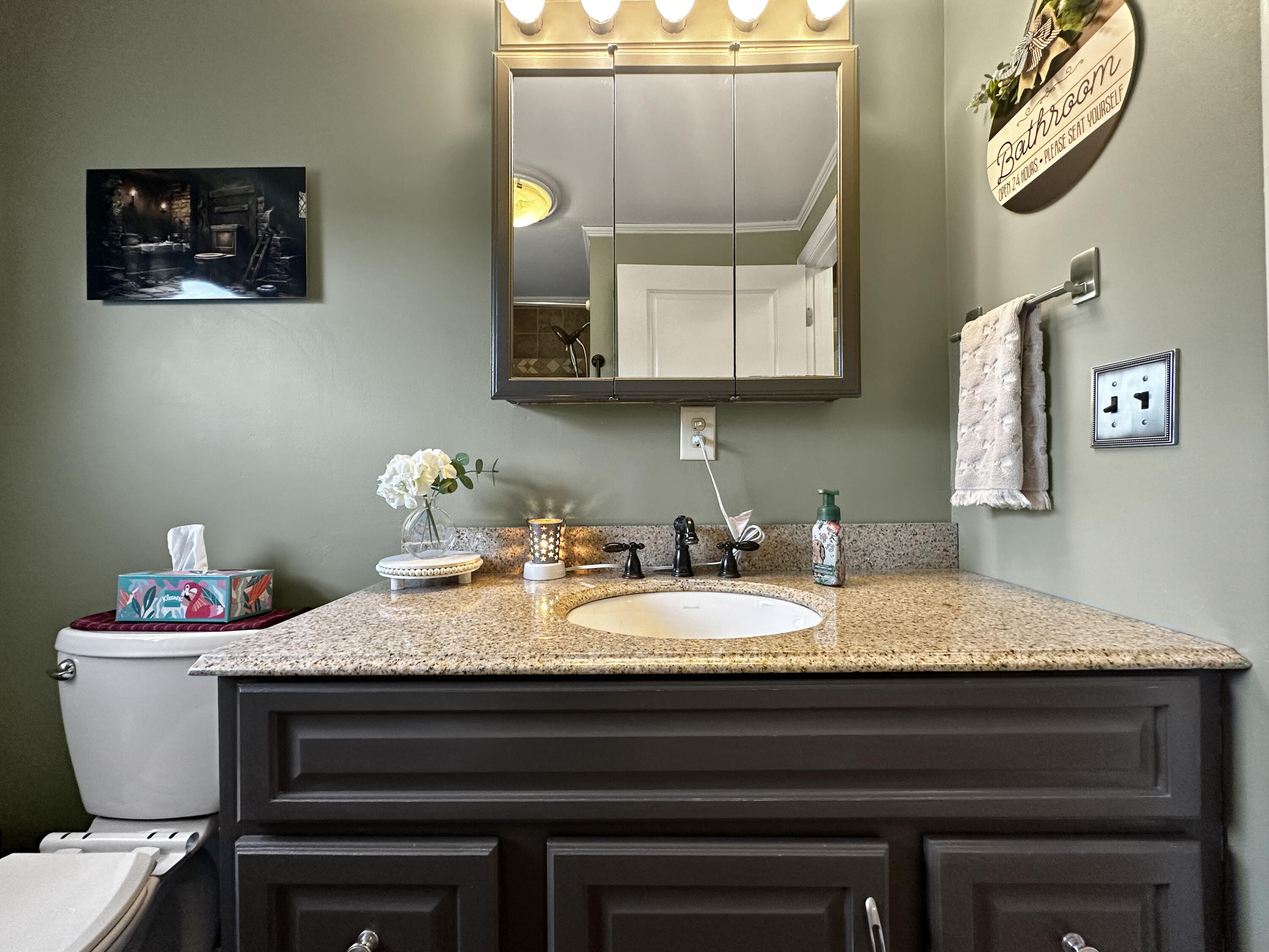 68 Fords Lane Mapleton ME 04757