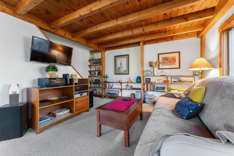 6 Abenaki Road Boothbay Harbor ME 04538