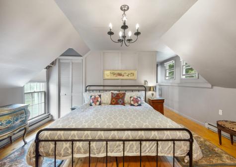 18 Prospect Street Searsport ME 04974